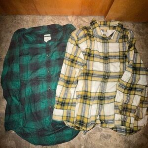 2 American Eagle Plaid Button UPS In Women’s Size L